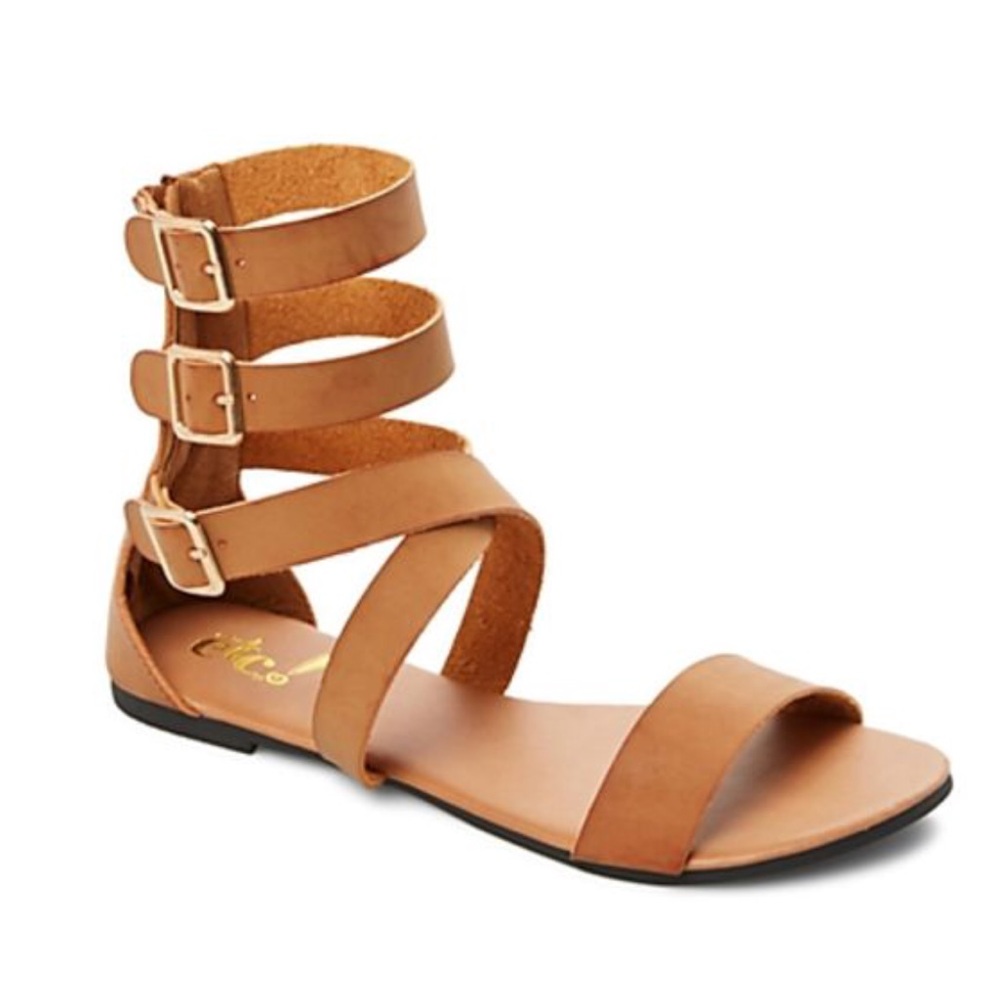 Triple buckle gladiator sandals